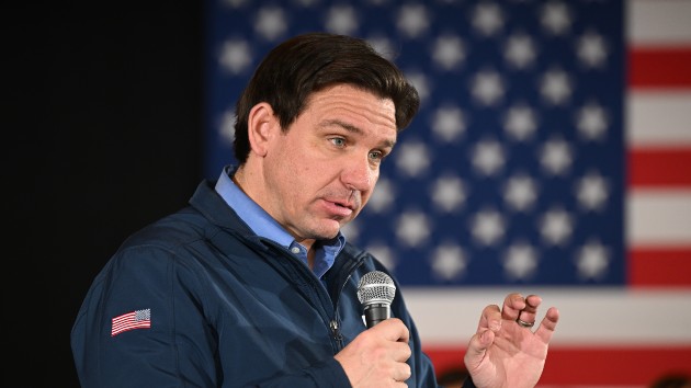 Florida Gov. Ron DeSantis makes a campaign stop at LaBelle Winery on Wednesday Jan. 17, 2024 in Derry, N.H. (Matt McClain/The Washington Post via Getty Images)