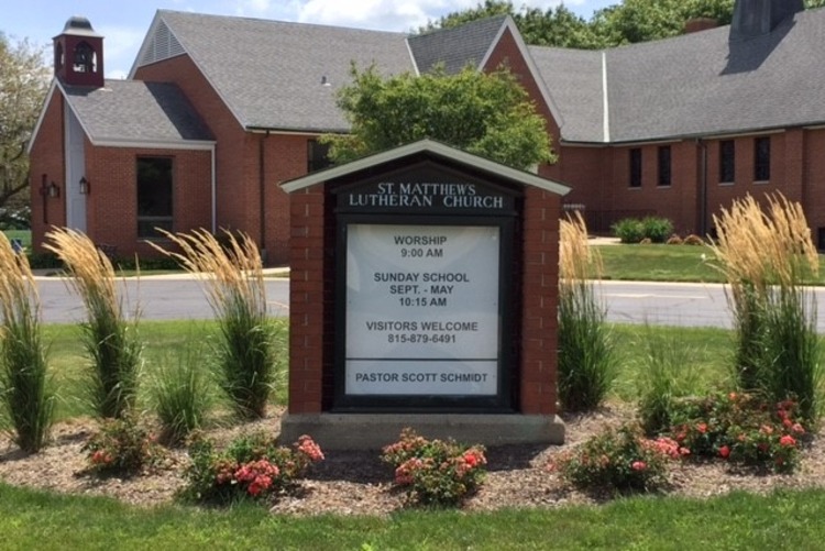 Celebrate Holy Week at St. Matthews Lutheran Church in Princeton Beginning April 13, 2025