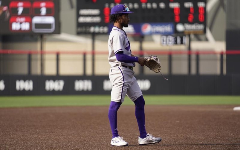 Leathenecks Take Down Cincinnati in Slugfest 12-11