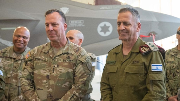 Michael Kurilla, head of the United States Central Command meets with IDF chief Aviv Kohavi at the Nevatim airbase in Be'er Sheva, Israel, Nov. 15, 2022. -- Israeli Defense Forces/Anadolu Agency via Getty Images