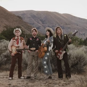 Jenny Dont And The Spurs @ Raccoon Motel – Davenport, IA