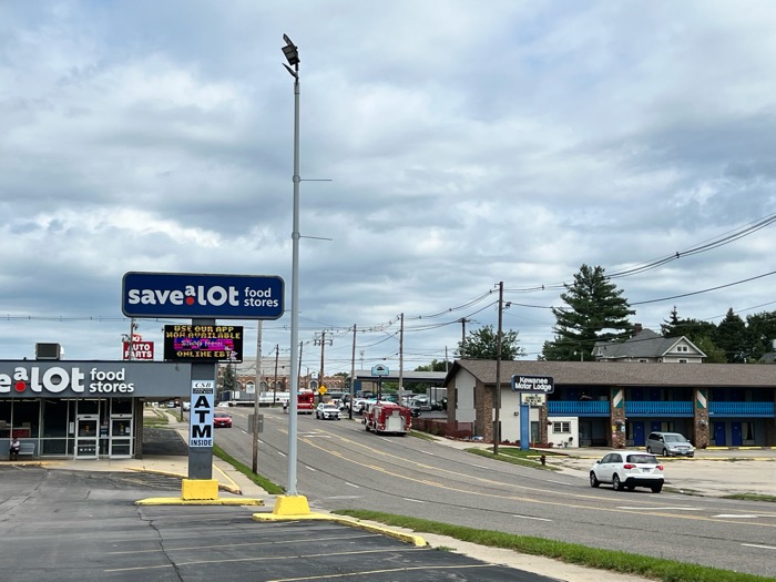 Traffic Alert by Motor Lodge at 11:55 AM