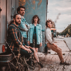 Long Mama @ Raccoon Motel – Davenport, IA