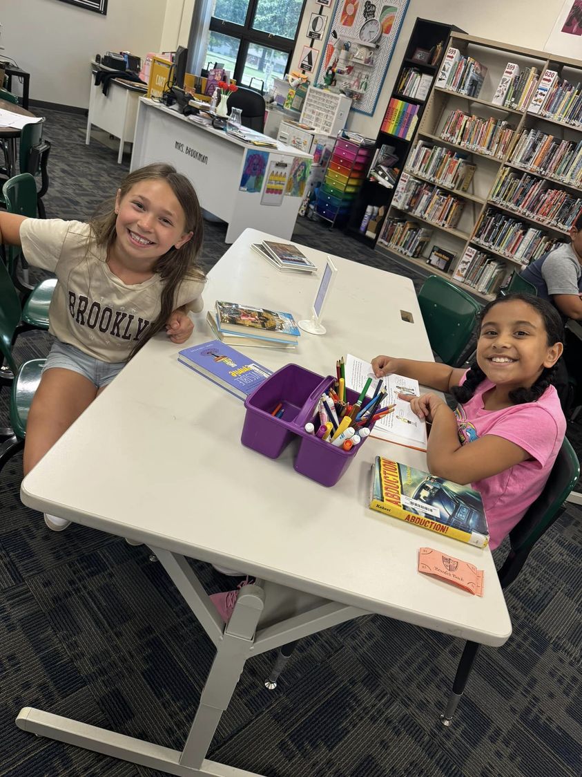 Library fun🥰 #MAC185 #edison