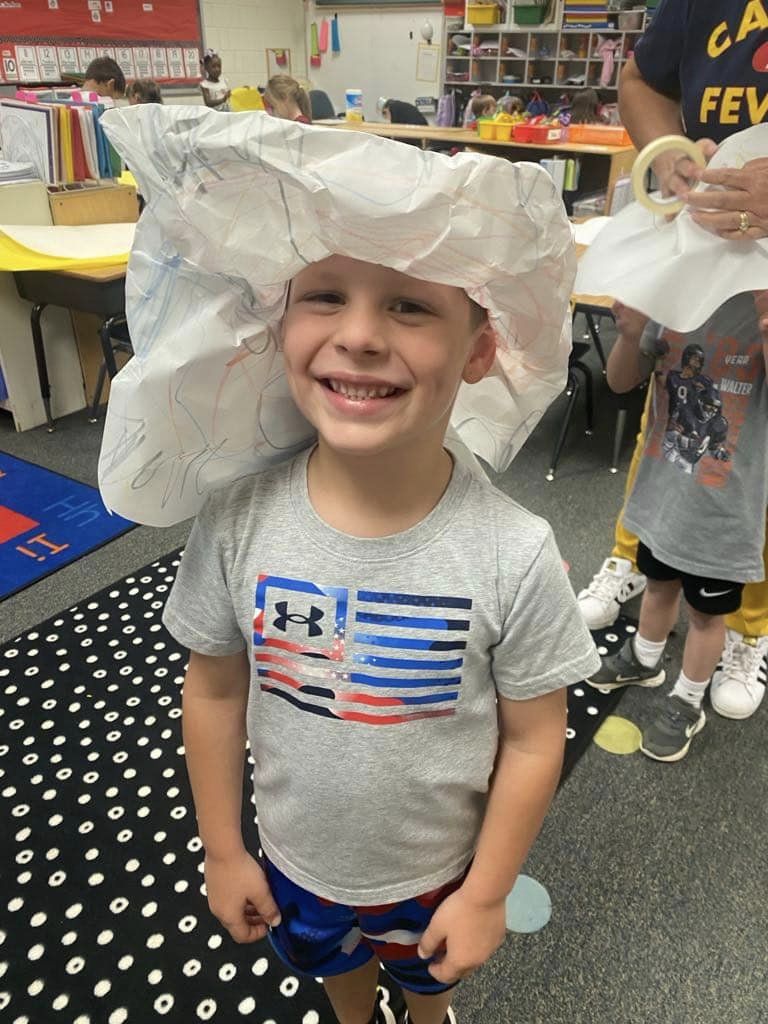 Mrs. Burnham’s kindergarten class made one of a kind hats today as part of their letter “h” week! #MAC185