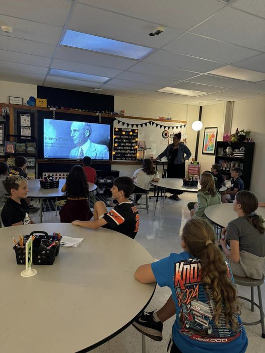 Our School Counselor Mrs. Spalding had a fun activity for her classes. 5th grade has been working on growth mindset. Tod…