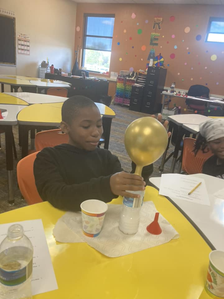 Liquids, Gas, and Solids Science Experiment #MAC185