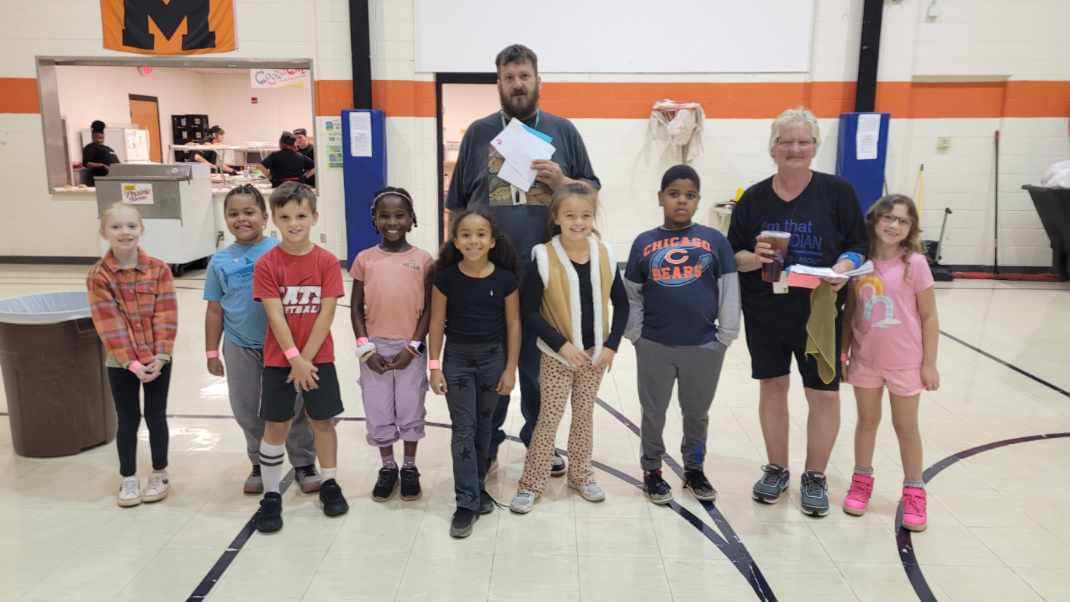 Lincoln Elementary Loves Our Custodians! Each of our custodians got cards and a drink, while Kind Kids Club members help…