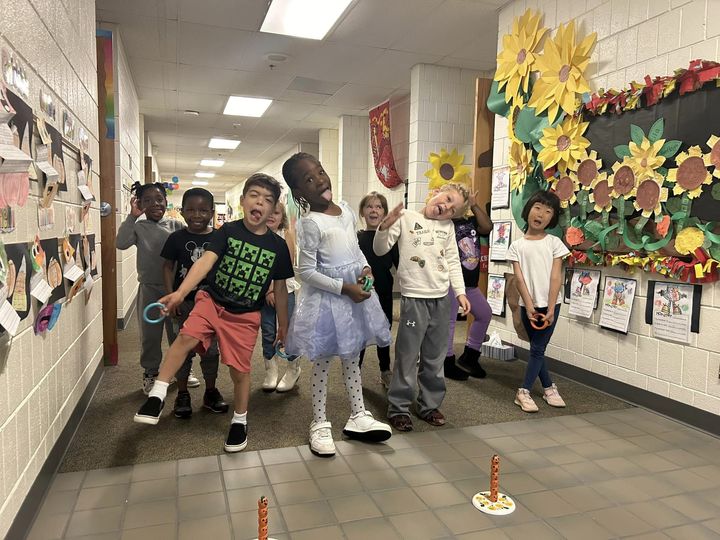 Halloween fun in Mrs. Mabrey’s class! #MAC185