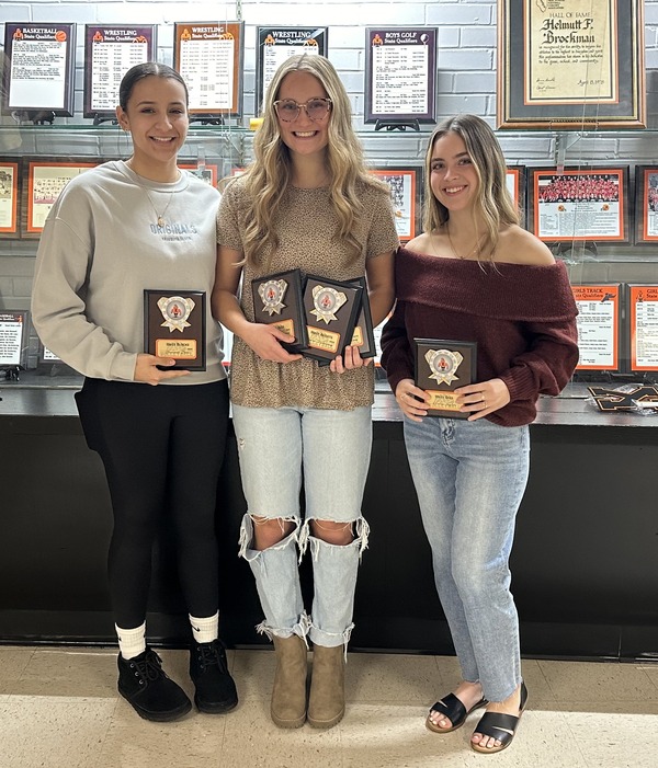 Kewanee High School Honors Volleyball Season Triumphs and Future Stars at Awards Banquet