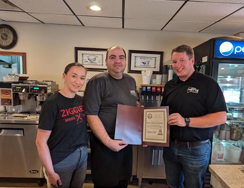 Rep. Fritts Honors Ziggie’s Family Restaurant