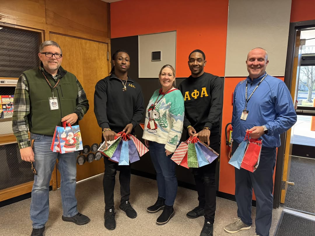 A big thanks to Alpha Phi Alpha Fraternity Inc. from WIU for donating some presents to Lincoln School.