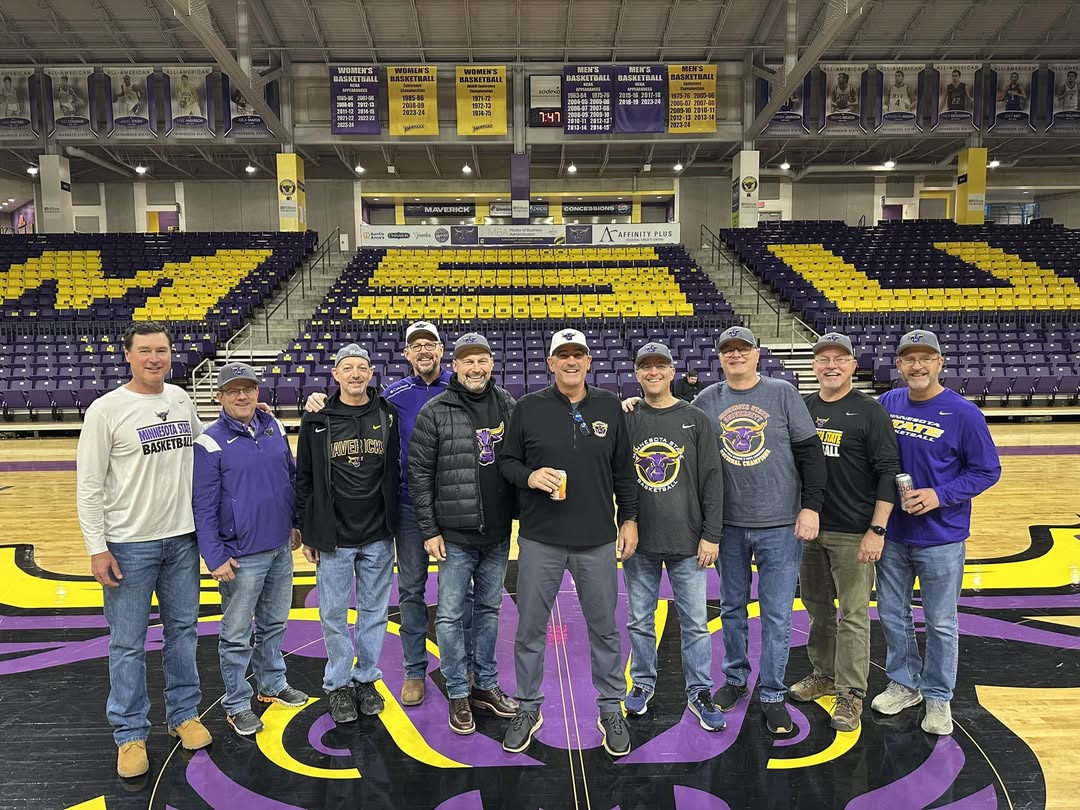 Bomber Alumni from the class of 1986 took their annual trip to Mankato and witnessed Coach’s 499 victory!  L-R Roman Bor…