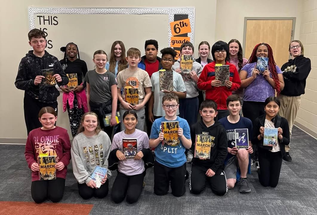 MMS 6th Grade Rockin Readers!! So many books ! So little time!! #MAC185