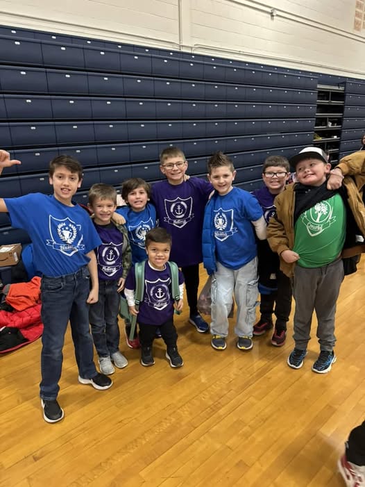 Squad Day!!! Edison understood the assignment. Roll call!!!!!!!!!! #blackbird #falcons #concords #mustangs #edison #MAC1…