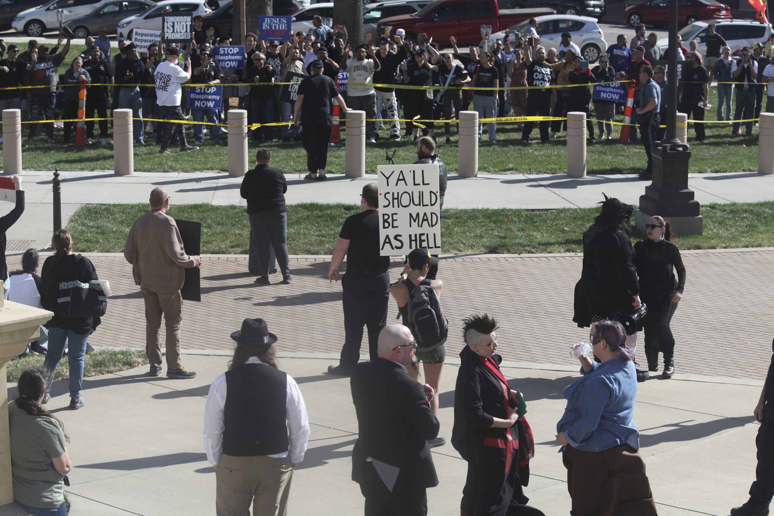 Satanist leader’s attempt to hold Black Mass in Kansas Statehouse sparks chaos and 4 arrests