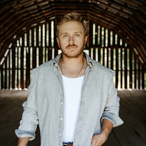 Corey Kent @ Crusens Farmington Road – Peoria, IL