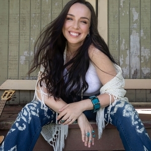 Rebecca Lynn Howard @ Peoria Civic Center – Peoria, IL