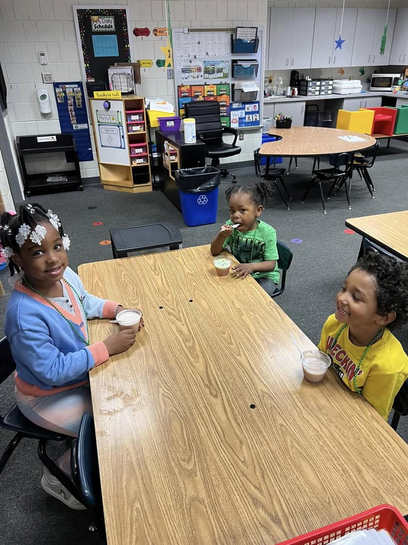 Mrs. Protsman’s class enjoyed Leprechaun punch today for St. Patrick’s Day.☘️ #MAC185