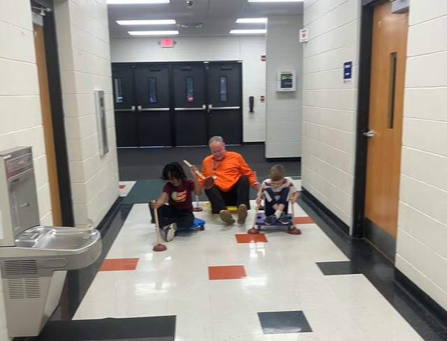 Mr. Bryan joined in on Workout Wednesday during PE at Lincoln School! #MAC185
