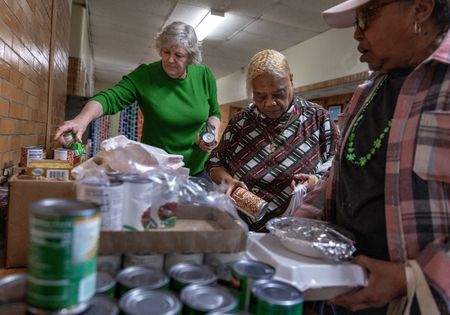 US lawmakers spar over food aid program facing uncertainty