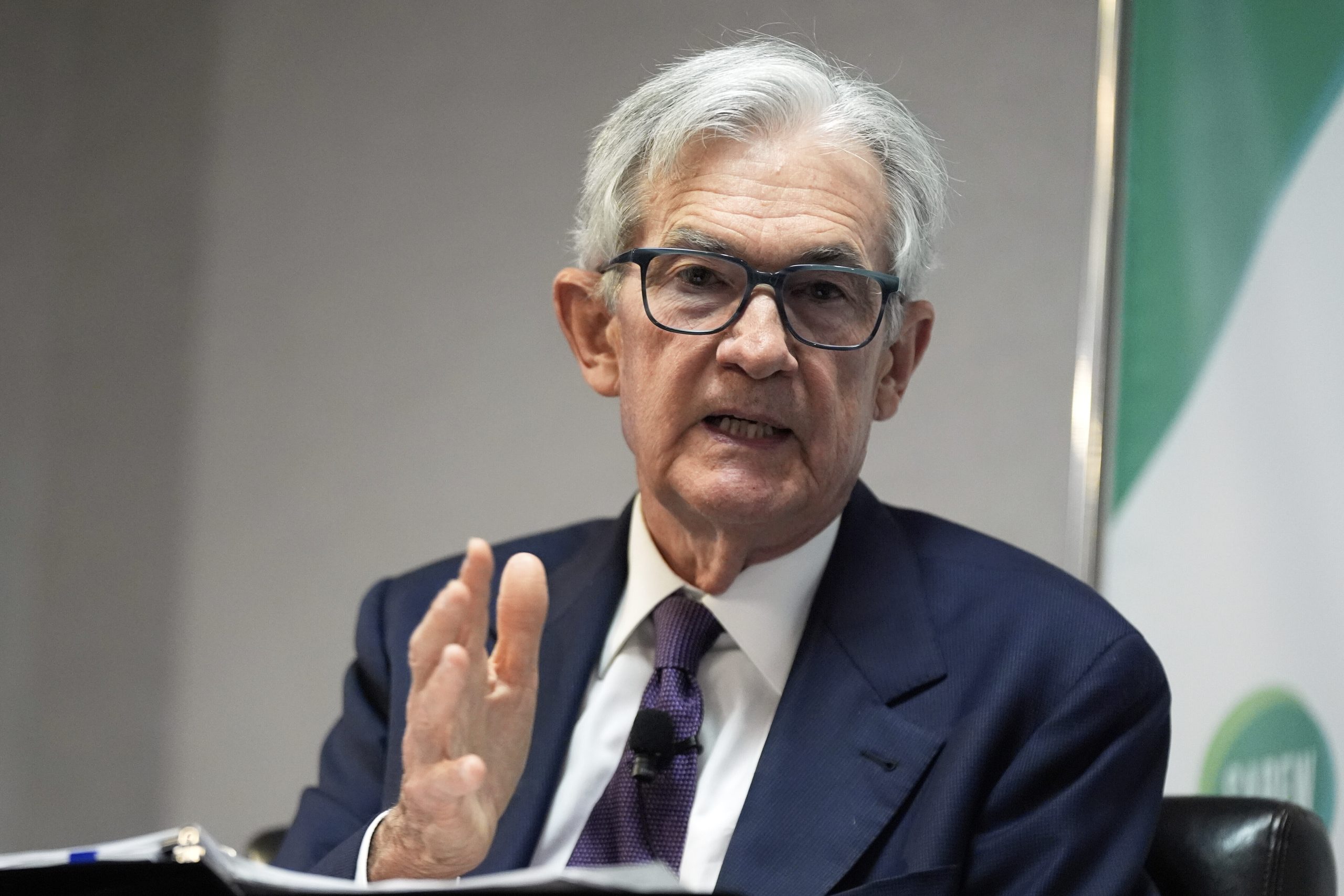 Powell says Federal Reserve can wait on any interest rate moves