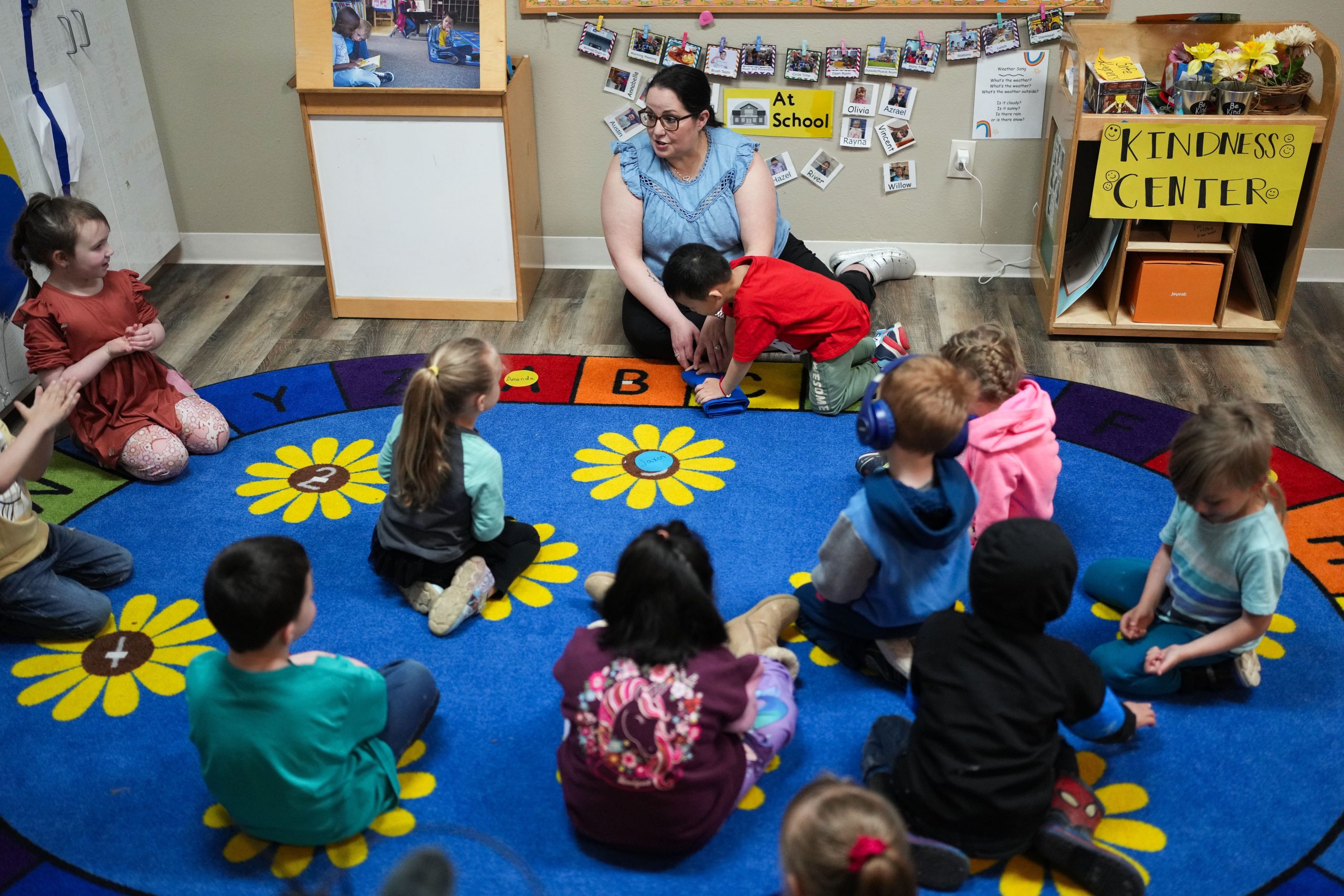 Head Start funding lags by nearly $1 billion this year, causing some preschool closures