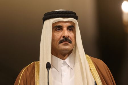 Qatari Emir arrives in Moscow for talks with Putin on Ukraine and Middle East
