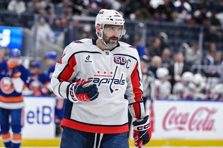 NHL-With Ovechkin’s ‘Gr8 Chase’ over, Capitals seek ultimate prize