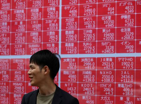 Japan’s Nikkei notches best week in 3 months on trade deal hopes