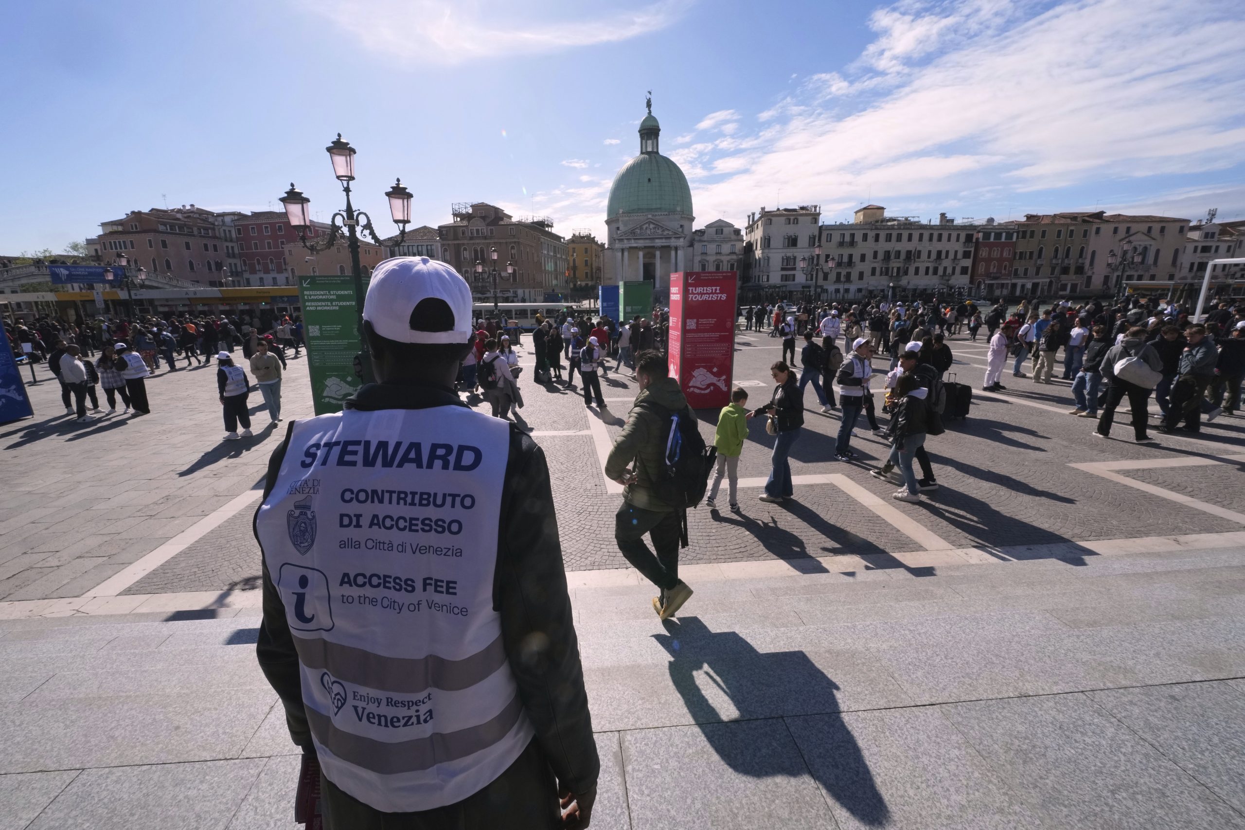 Venice expands its day-tripper tax program to combat overtourism