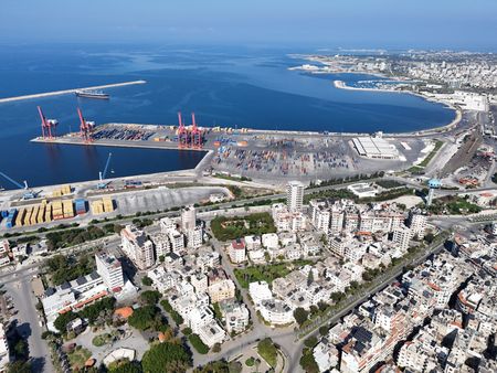 First wheat shipment since Assad’s ouster arrives in Syria’s Latakia