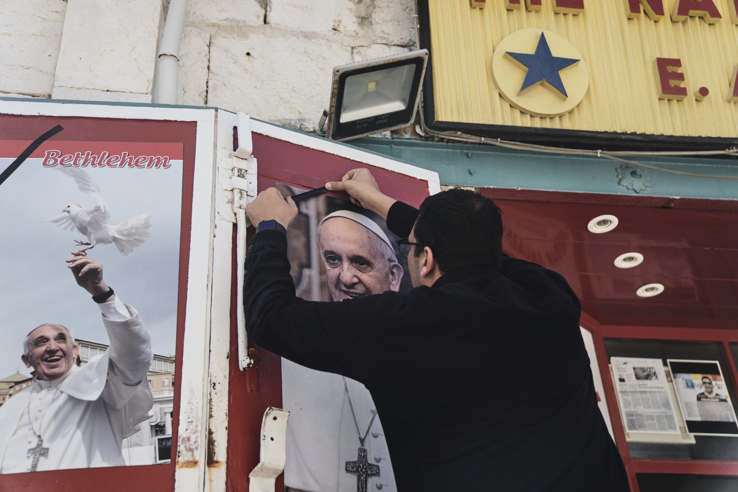 Global tributes pour in to honor Pope Francis after his death