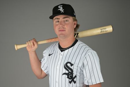 White Sox place INF Chase Meidroth (thumb) on IL