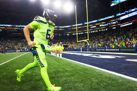 Seahawks receiving calls about QB Sam Howell