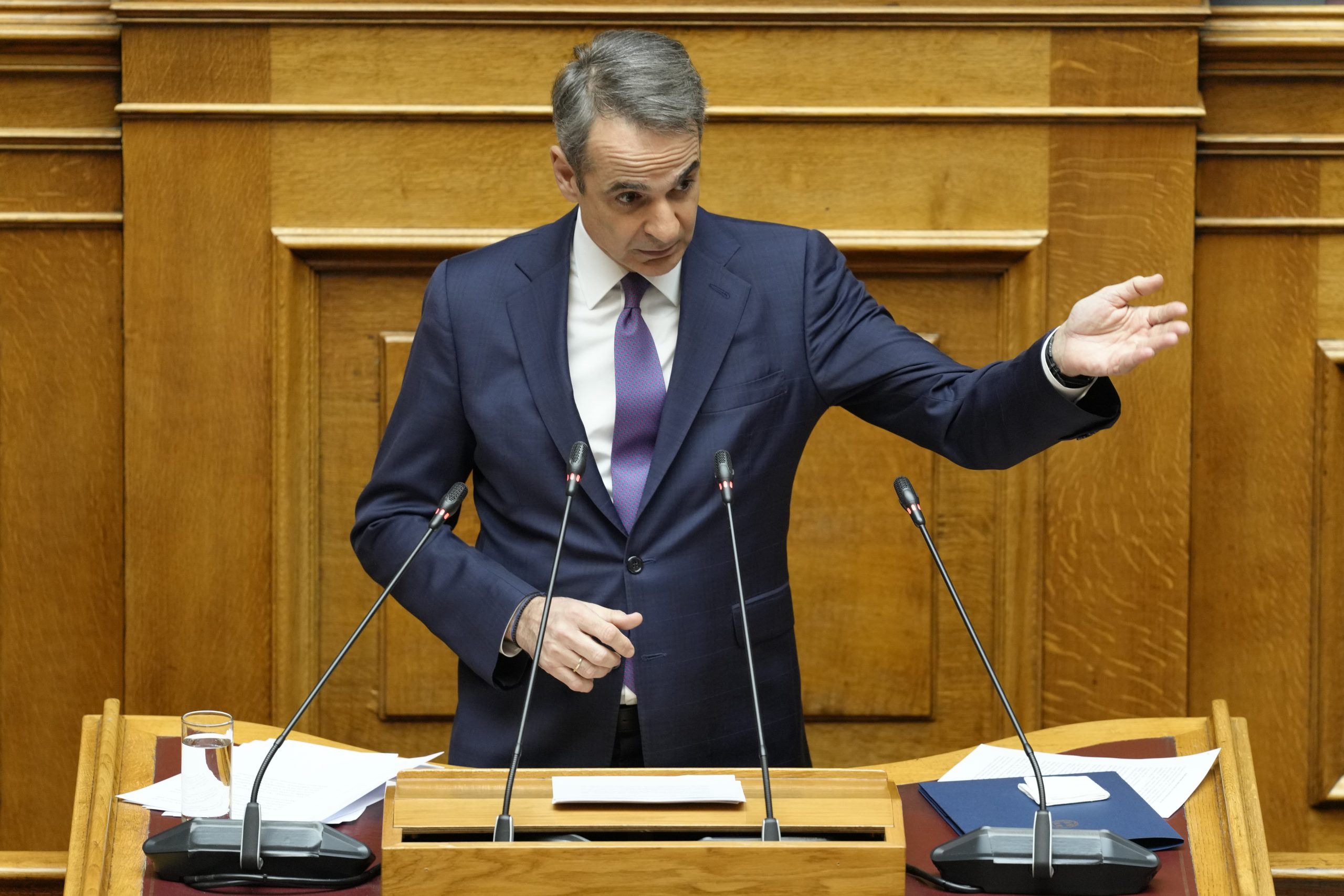 Greece announces 1 billion euros in financial benefits after posting 1.3% budget surplus