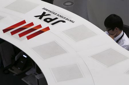 Stocks, dollar rebound in Asia as Trump steps back