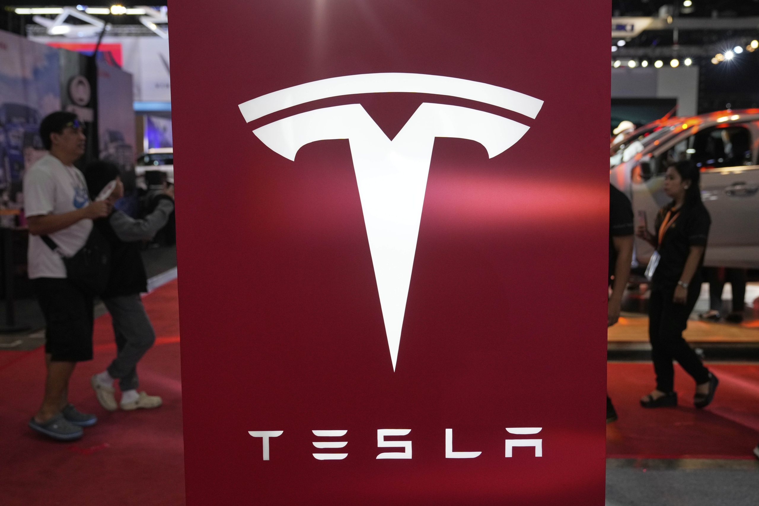 Tariff turmoil: How Tesla and other companies are dealing with the uncertainty of the trade war