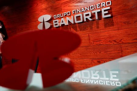 Mexico’s Banorte once again weighs Banamex purchase