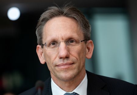 German finance minister says it is urgent to reduce tariffs uncertainty