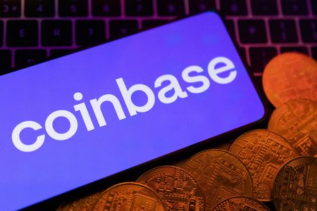 Coinbase waives fees on PayPal’s stablecoin in crypto payments push