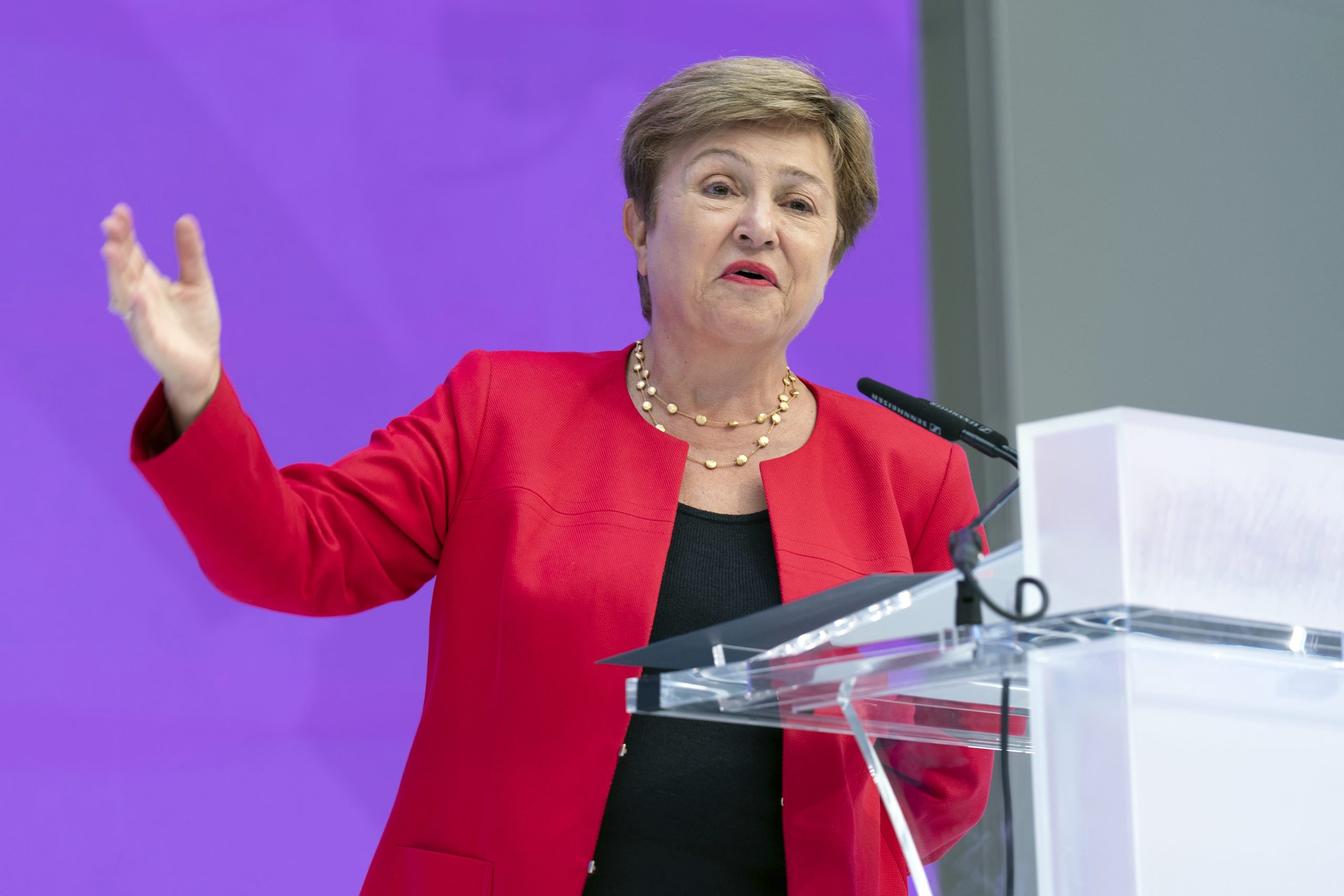 IMF chief urges countries to move ‘swiftly’ to resolve trade tensions that threaten global growth