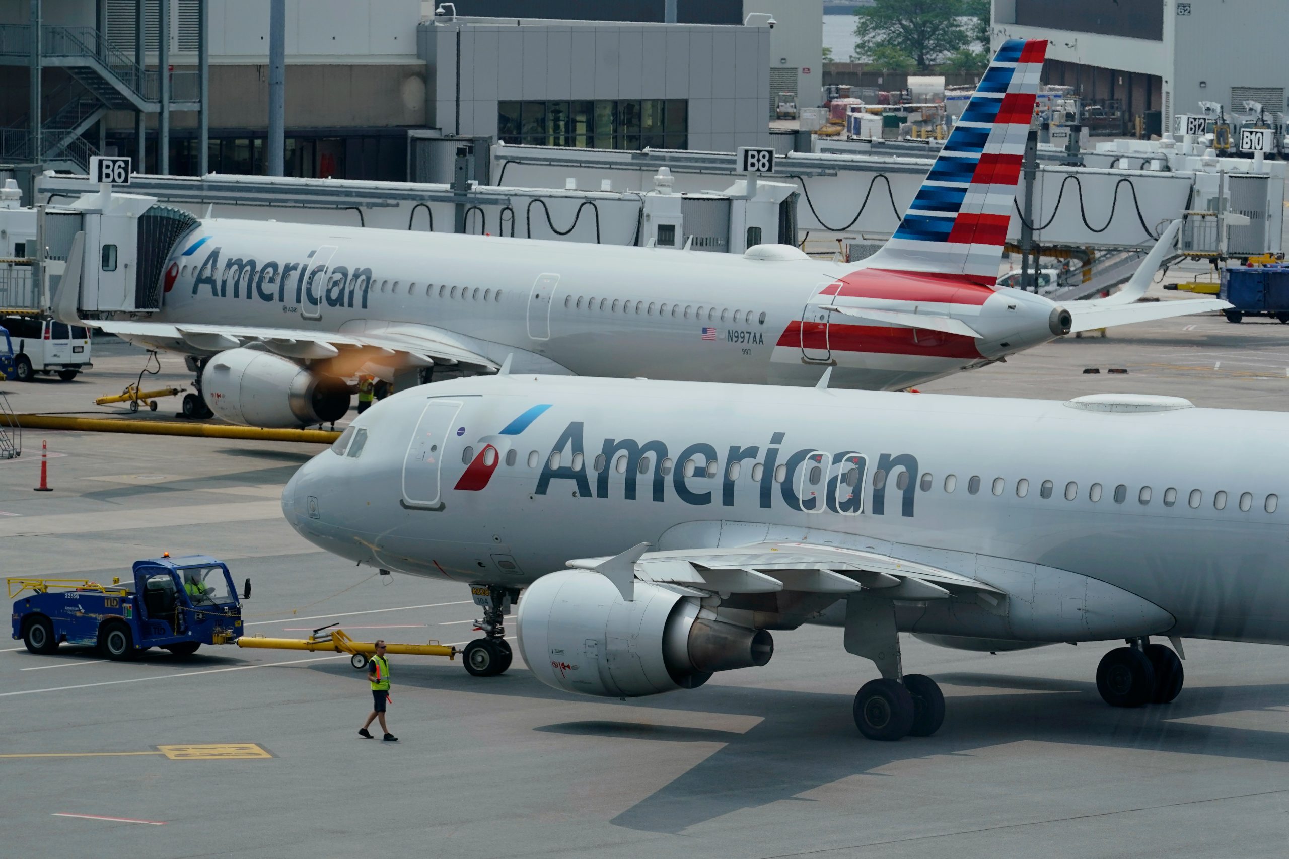 Trade war and leery travelers have airlines trimming flights and withdrawing financial guidance