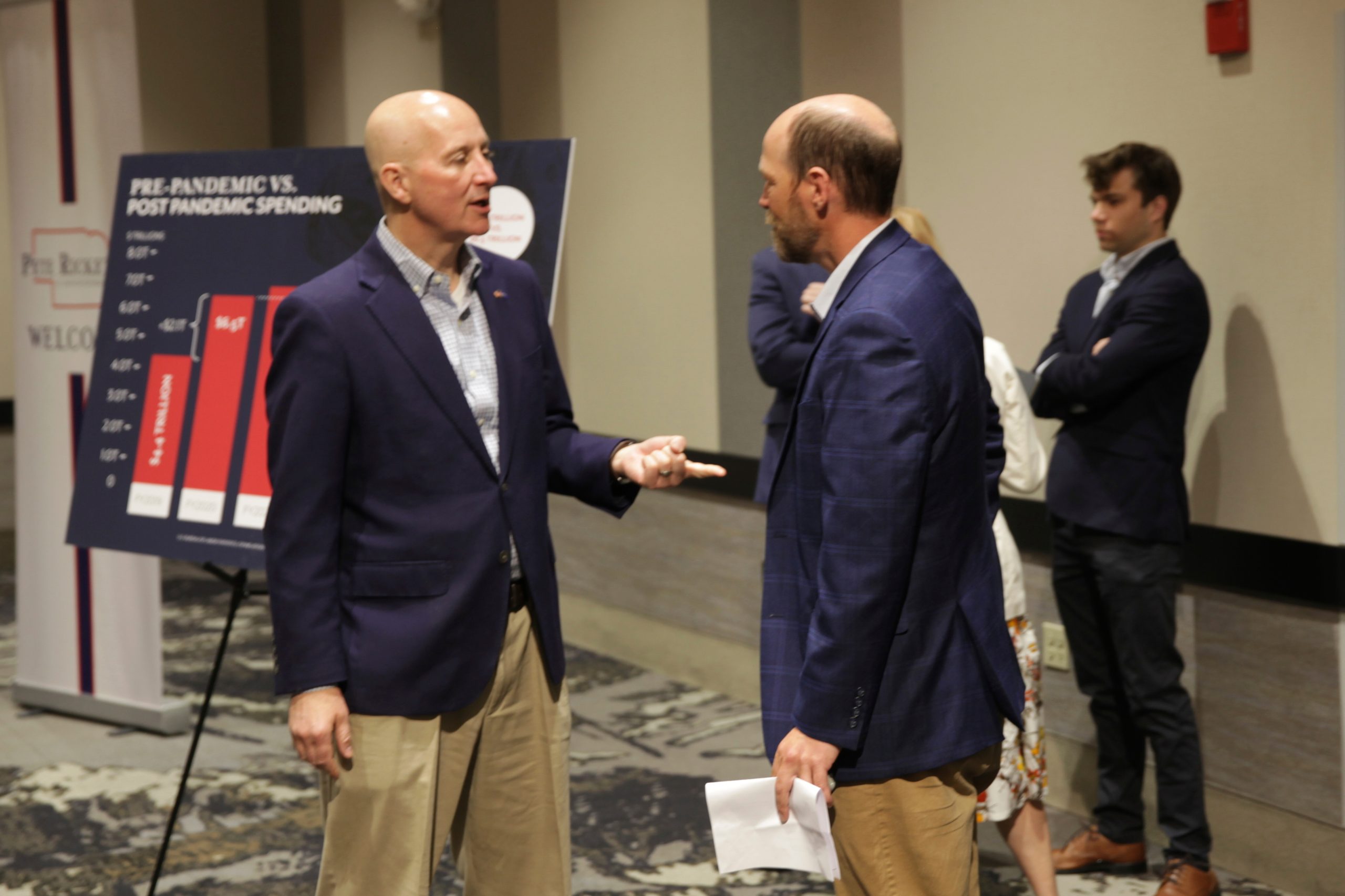 Nebraska Republican Sen. Pete Ricketts faces occasional jeers as he defends Trump’s cuts