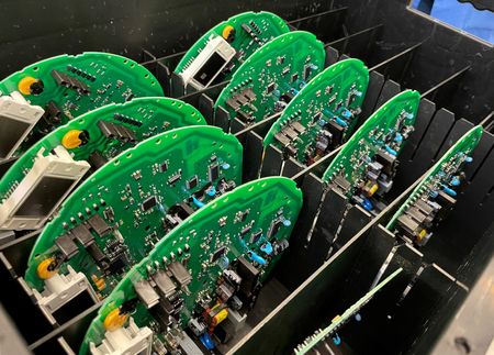 Analysis-Some European companies question US expansion amid tariff chaos