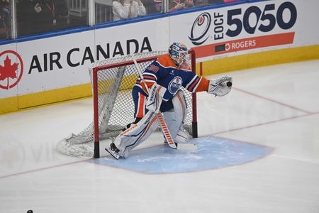 Oilers turn to G Calvin Pickard to start Game 3 vs. Kings