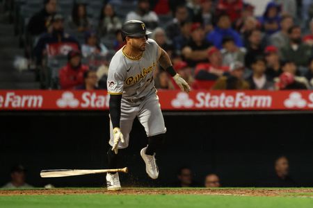 Pirates OF Tommy Pham suspended 1 game for fan interaction