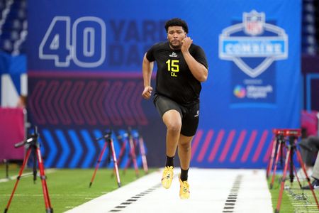 Derrick Harmon’s mom dies shortly after he’s a first-round pick