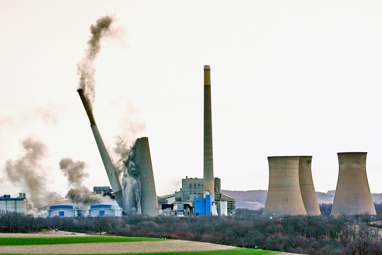 Big Tech’s soaring energy demands are making coal-fired power plant sites attractive