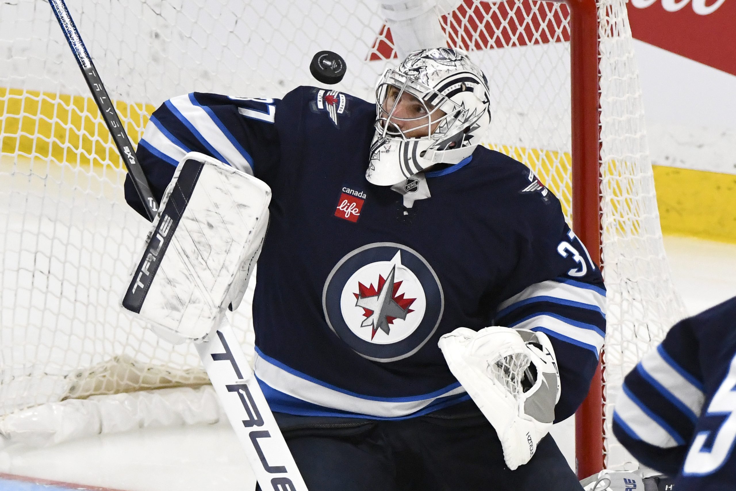 Goaltenders in the spotlight for Jets-Blues, Hurricanes-Devils, Capitals-Canadiens and Kings-Oilers
